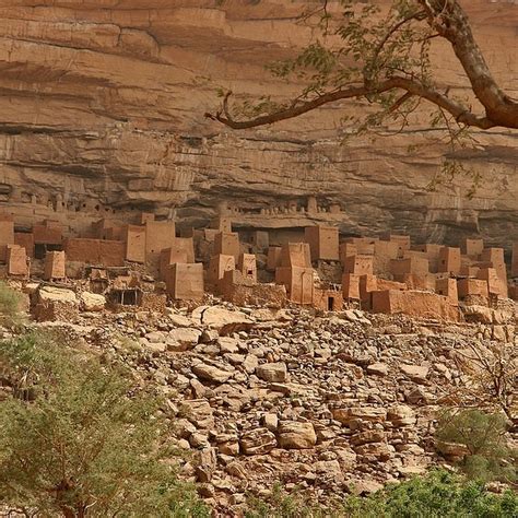 The Dogon Villages of Bandiagara Escarpment | Amusing Planet