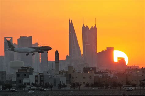 Gulf Air A330 landing at sunset @ Bahrain | Plane Spotting Freak | Flickr
