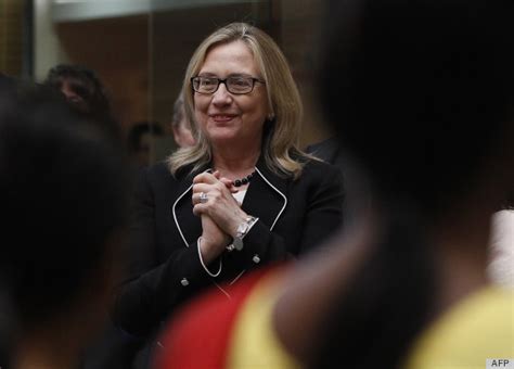 Hillary Clinton No Makeup Photo: Secretary Of State Laughs Off Comments ...