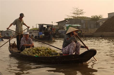 Exploring the Floating Markets on The Mekong Delta