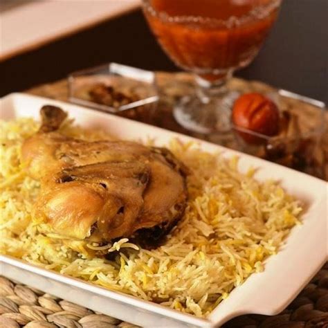 Machboos ... a popular traditional Kuwaiti dish :: Rinnoo.net Website