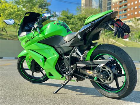 Moto Kawasaki Ninja 250R Ninja 250R por R$9.500,00 em BARUERI, SP