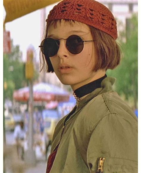 Natalie Portman Leon The Professional Green Jacket | Moda anos 90, Natalie portman, Estilo de filme