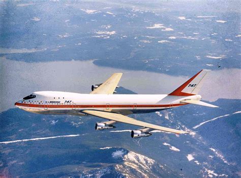 First Flight of the Boeing 747: Fifty Years Ago Today - SamChui.com