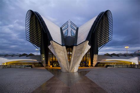 Où garer sa voiture à l'aéroport Lyon Saint-Exupéry ? - DOWNSHIFT.FR ...