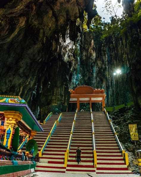 Batu Caves and the Rainbow Stairs - Travel In Our Eyes | Batu caves ...