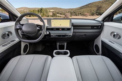 2024 Hyundai Ioniq 5: 68 Interior Photos | U.S. News