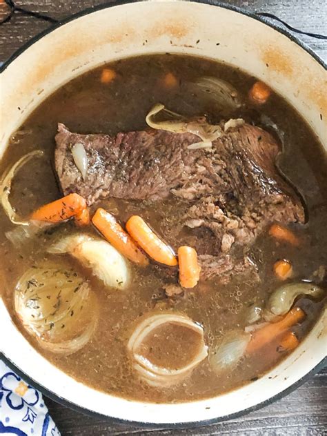 Pioneer Woman Slow Cooker Chuck Roast Recipe | Deporecipe.co