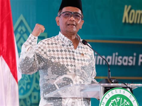 Hal 2 : Mahfud MD Beber Bukti Indonesia dan Papua Menyatu, Simak Nih ...