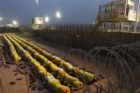 rss news: US troops fire on Iraqi prison detainees at Camp Bucca