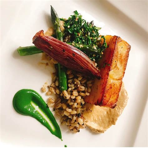 Vegetarian Fine Dining Recipe : Vegetarian Fine Dining at Sampling on the Fourteen ... : Whether ...