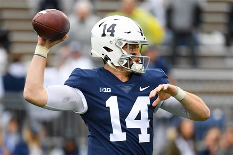 Look: Throwback uniforms feature Penn State numbers on helmets