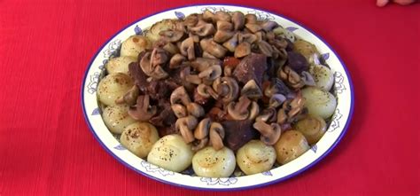 Beef Bourguignon Recipe | SideChef