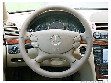 Photos: 2007 Mercedes-Benz E550 - CNET