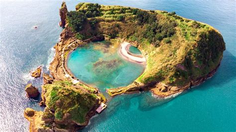 Islet of Vila Franca do Campo aerial view at Sao Miguel island, Azores ...