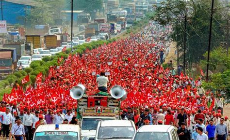 Agrarian crisis: Over 35,000 farmers converge in Mumbai to protest