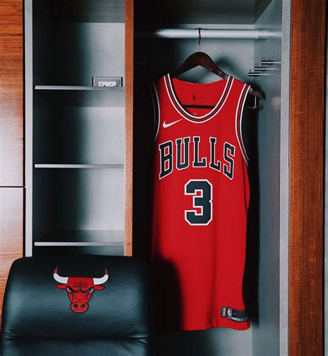 Chicago Bulls Nike Jerseys Jordan Statue - Sneaker Bar Detroit