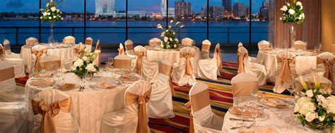 Detroit Michigan Wedding Venues | Detroit Marriott at the Renaissance ...