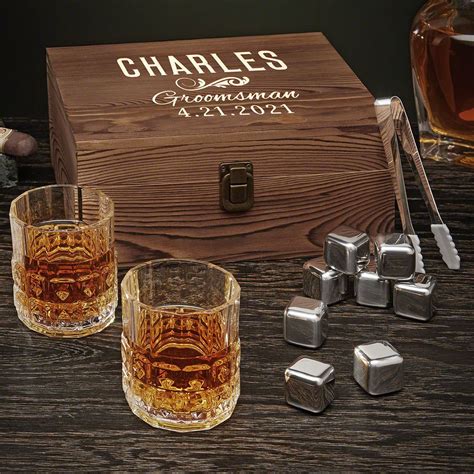 Classic Groomsman Personalized Whiskey Set - Gift for Groomsmen | Whiskey gift set, Whiskey ...