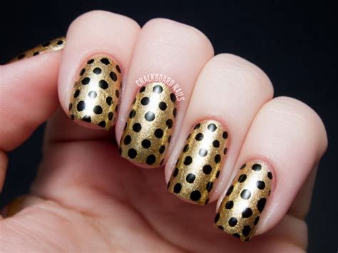 50+ Stylish Polka Dots Nail Art Designs 2022