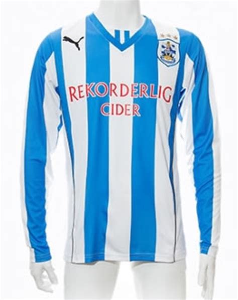 Huddersfield Town 2013-14 Home Kit