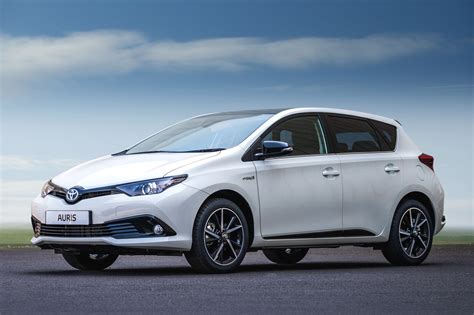 Four out of ten Toyota cars in the UK are now hybrids | CAR Magazine