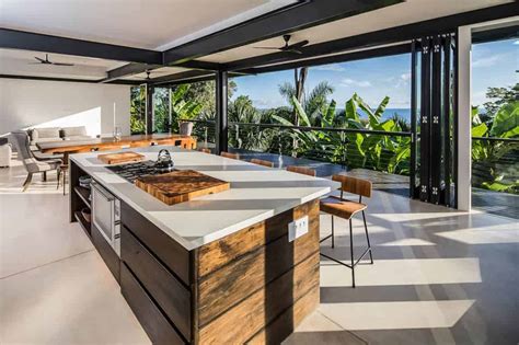 60 Tropical Kitchen Ideas (Photos) - Home Stratosphere