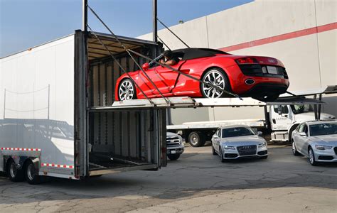 Enclosed auto transport - Auto Transportation | Car Shipping