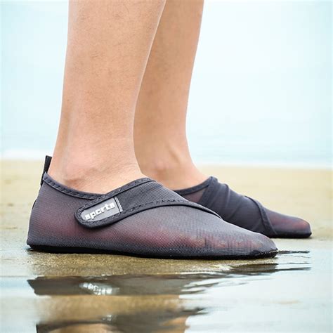 Swimming Water Shoes Men Barefoot Beach Mesh Upstream Aqua Shoes Quick Dry River Sea Diving ...