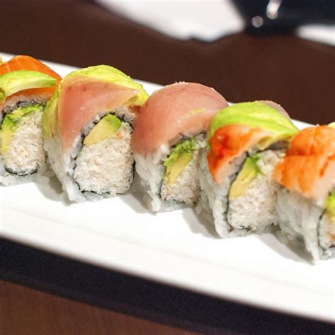 Rainbow Roll (RB) (8 pcs) | Hanabi Fusion Sushi