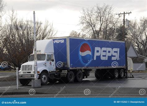 PEPSI TRUCK Editorial Stock Photo - Image: 48115263