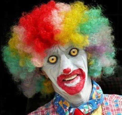 Alnepo Buzz: john wayne gacy clown costume