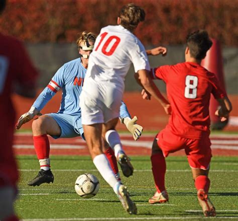 NFA advances in CIAC boys soccer tourney with 4-2 win over New Canaan