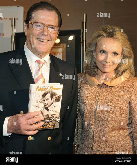 British actor and UNICEF ambassador Roger Moore and his wife Kristina present his autobiography ...