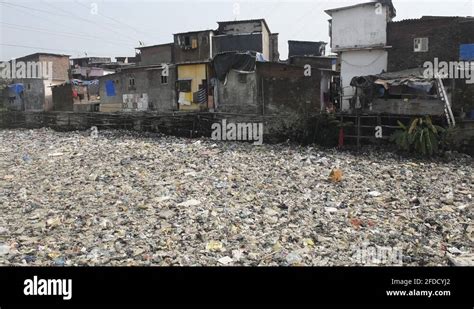 Mankhurd slums Stock Videos & Footage - HD and 4K Video Clips - Alamy