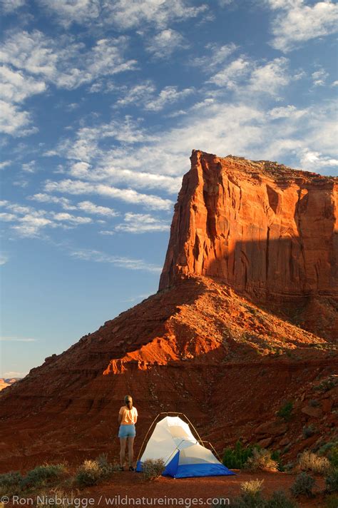 Camping at Monument Valley | Photos by Ron Niebrugge