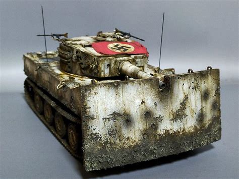 ドイツ・タイガー重戦車 1/35完成品 後期ティーガー - メルカリ