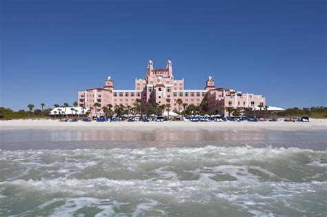 30 Famous Florida Landmarks To Plan Your Road Trip Around!