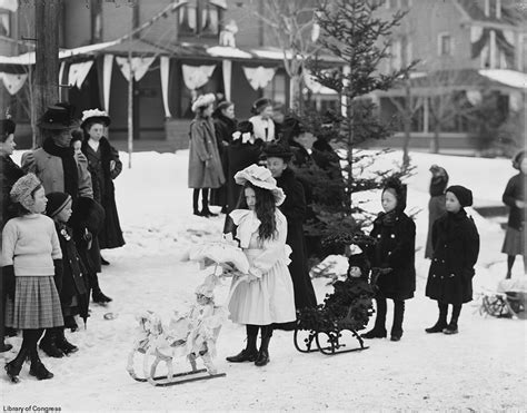 Information about "Winter Carnival Parade.jpg" on winter carnival - Historic Saranac Lake ...