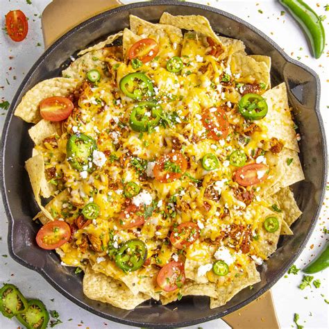 Chipotle Chicken Nachos Recipe - Chili Pepper Madness