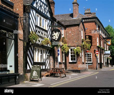 Knutsford High Resolution Stock Photography and Images - Alamy