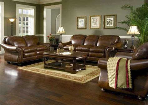 46 Favourite Traditional Living Room Decor Ideas And Makeover | Leather living room set, Brown ...