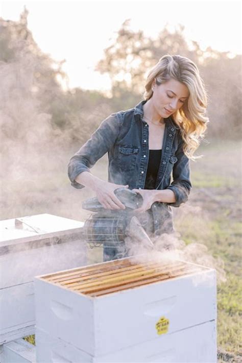 Texas Beeworks’ Erika Thompson | Bee population, Thompson, Erika