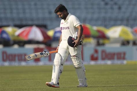 Rishabh Pant undergoes successful knee surgery post car accident ...