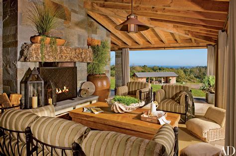 Look Inside Richard Dean Anderson’s Red-Cedar Residence in Malibu