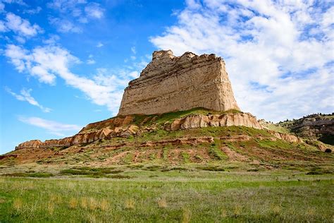 Scotts Bluff National Monument - Unique Places in North America - WorldAtlas