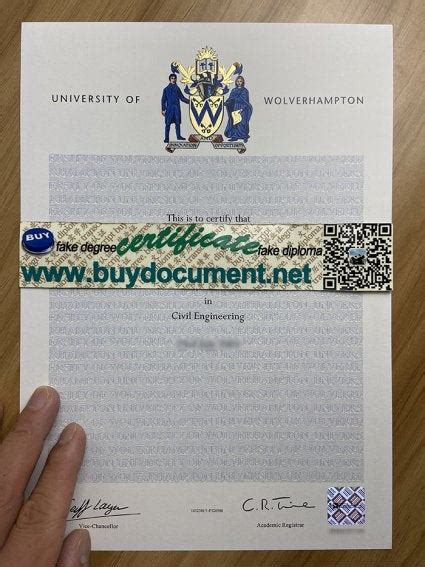 University of Wolverhampton diploma.pdf