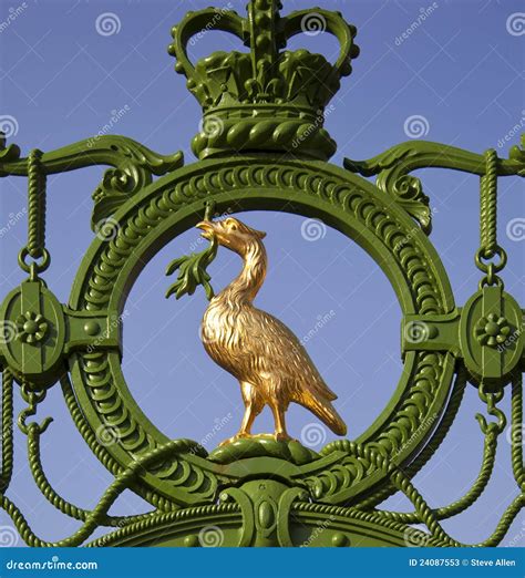 England - Liverpool - Liver Bird Symbol Editorial Stock Photo - Image of river, mascot: 24087553