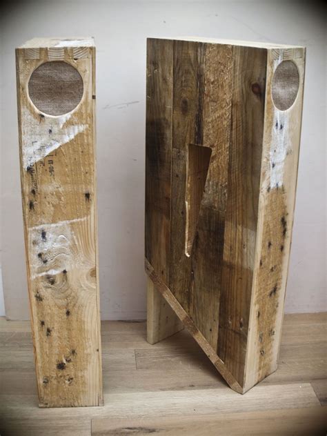 Wooden speakers, Diy speakers, Diy bluetooth speaker