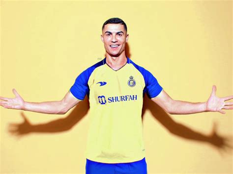 Cristiano Ronaldo es el nuevo jugador del Al Nassr y vivirá junto a ...